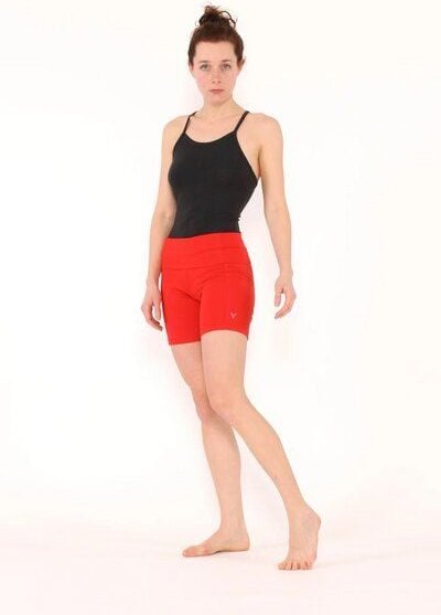 YOIQI Yoga Shorts high + tight aus Biobaumwolle