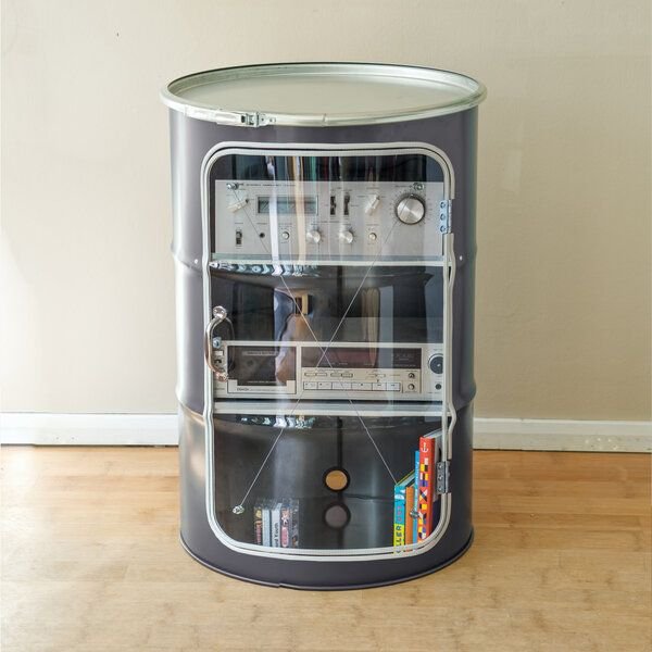 Lockengelöt HiFi Vitrine aus einem Hamburger Ölfass