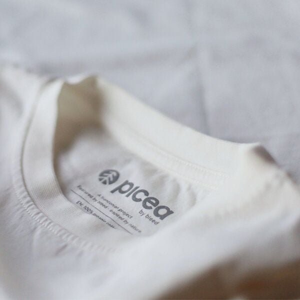 picea (by bleed) Classic Fit Quality Basic T-Shirt Weiß