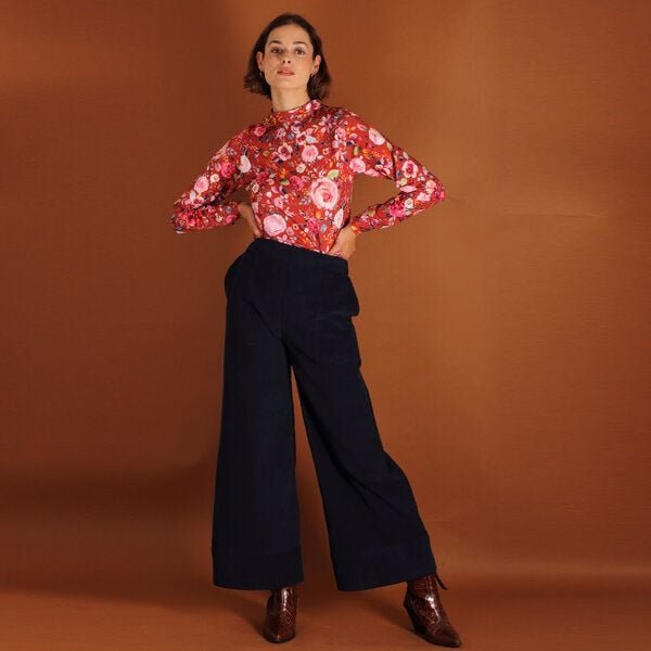 ManduTrap Ausgestellte Hose aus Cord/ Biobaumwolle kbA in blau oder grün