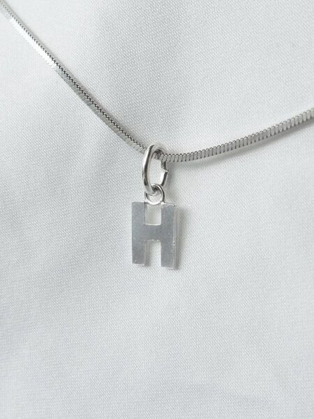 ST'ATOUR OMEGA – Buchstaben Anhänger A-Z