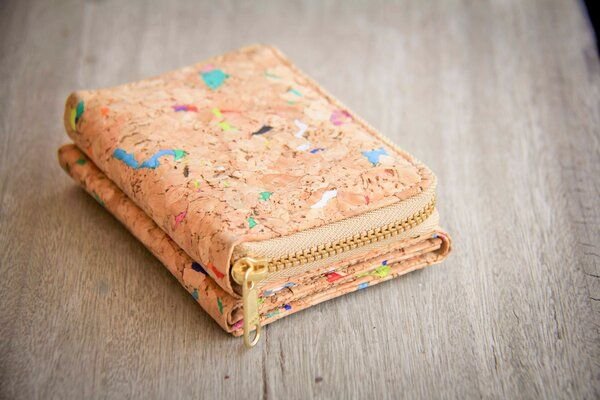 BY COPALA Portemonnaie / Brieftasche aus Kork mit Farb - Akzenten