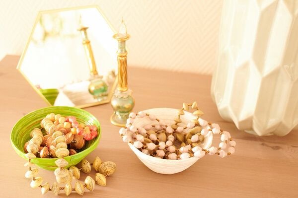 PEARLS OF AFRICA Kleine in Uganda handgemachte Schale aus Recyclingpapier "NJINJA"