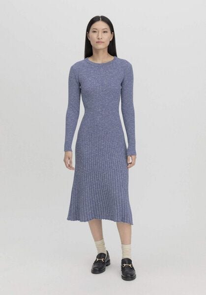 hessnatur Strickkleid Midi Slim aus reiner Bio-Baumwolle