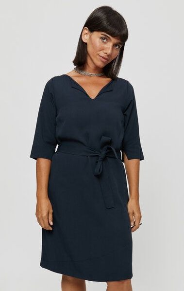 AYANI CATHERINE Kleid mit optionalem Gürtel