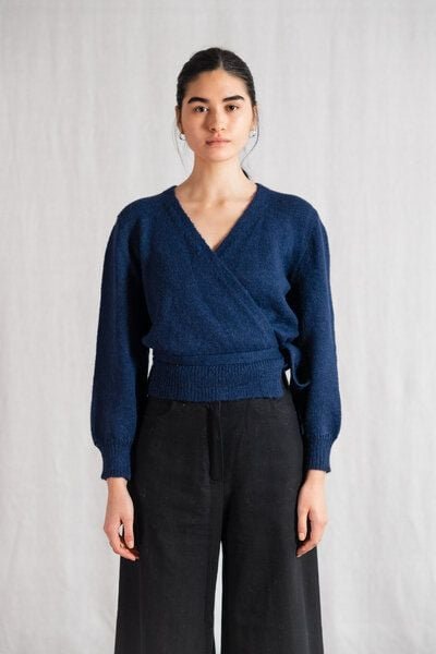 Jyoti - Fair Works Baby-Alpaka Wickelcardigan Abancay