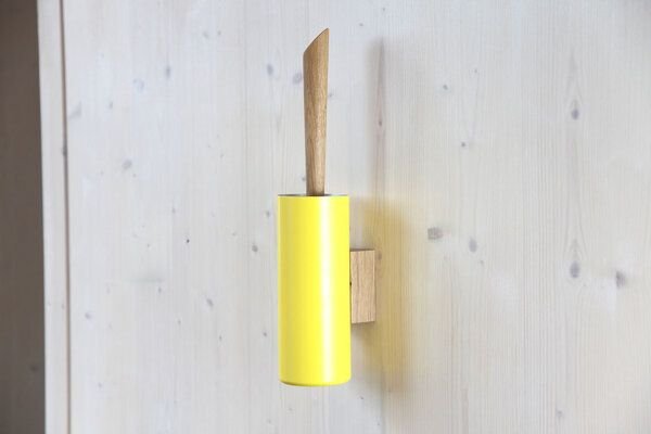 werkvoll by Lena Peter Holz Wand WC-Bürste FIRE