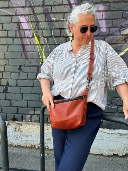 Süßstoff Ledertasche groß aus Naturleder, schlichtes Design, handgearbeitet