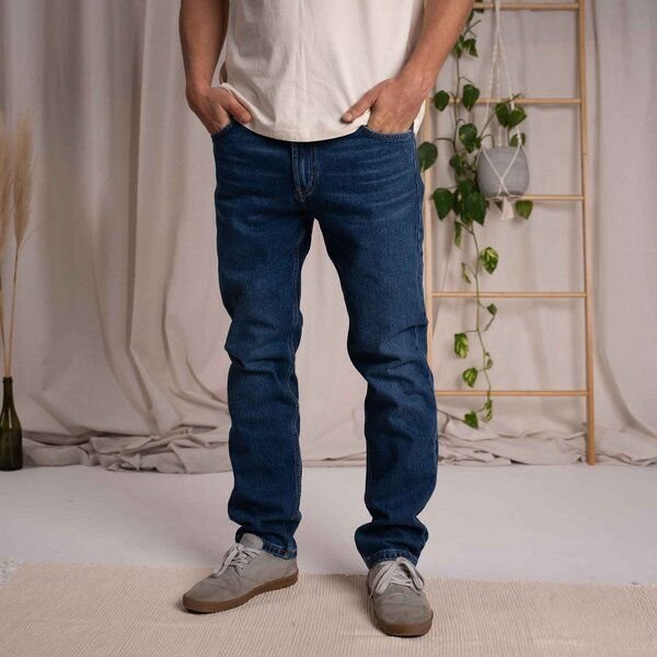 Vresh Clothing Valco - Regular Jeans aus Biobaumwoll-Mix