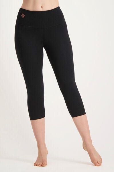 Urban Goddess Capri Yoga Legging Satya
