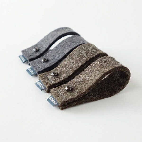 matilda k. manufaktur Tropfenfänger aus Filz mit Geschenkkarte für Weinflaschen 'gustav'