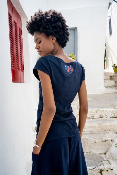 T-shirt Devi Fit Be My Valentine aus Fairtrade-Baumwolle – Lockerer gerader Schnitt – Kurz Ärmel – Halsausschnitt abgeru...