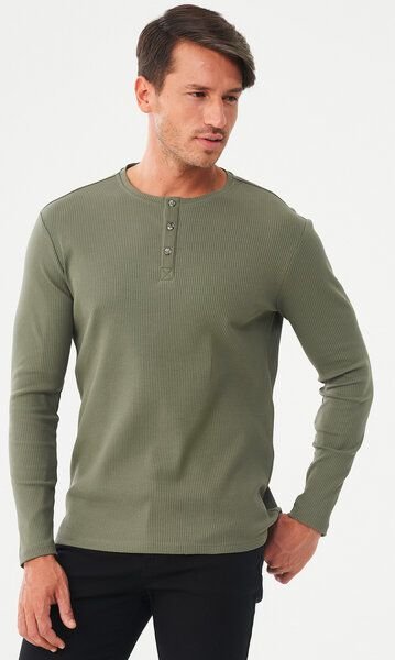 ORGANICATION Geripptes Henley Langarmshirt aus Bio-Baumwolle