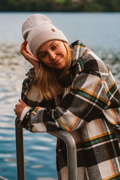 Kopyto WOLF - Glatte Zweilagige Beanie Mütze aus 100% RWS-Merinowolle