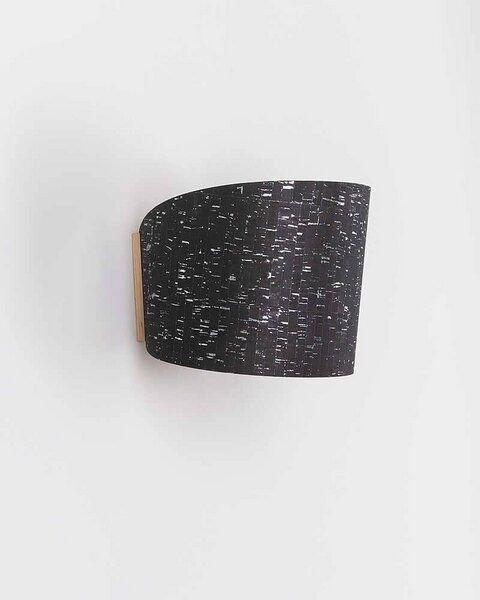 ALMUT von Wildheim Handgemachte Wandleuchte aus Eiche Lampenschirm aus Naturmaterialien