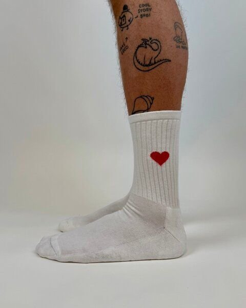 ettics STUDIO tennis sock red heart