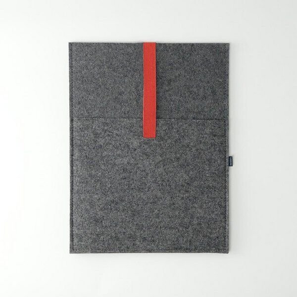 matilda k. manufaktur Minimalistische Hülle aus Wollfilz 'moritz' (mit Einsteckfach) für Tablet | für apple ipad | ipad ...