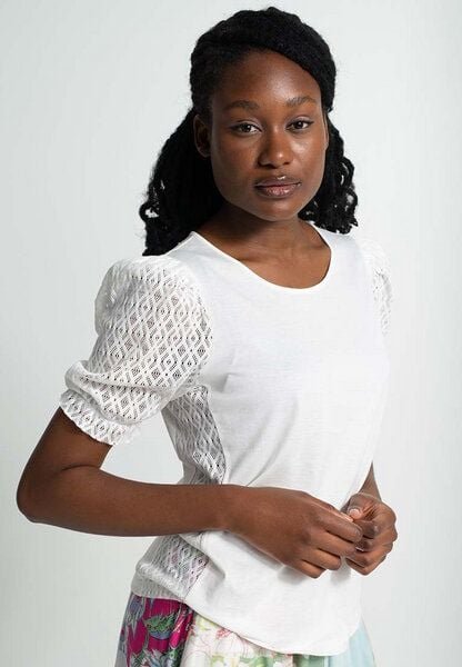 Alma & Lovis Shirt mit Spitzeneinsatz aus Bio-Baumwolle | Spitzen Shirt