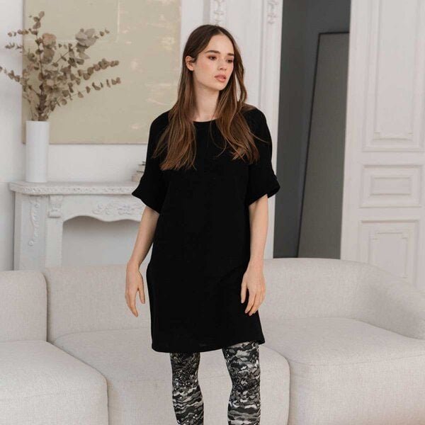 WiDDA berlin Strickkleid SNUG schwarz aus recycelter Wolle