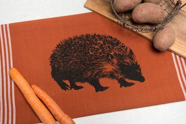 Hirschkind Bio & Fair-Trade-Geschirrtuch "Igel" foxy