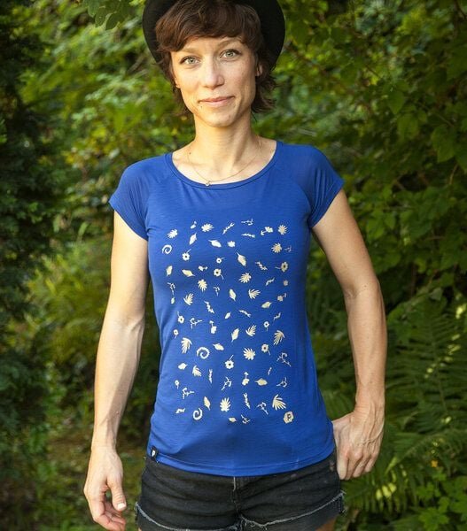päfjes Goldene Blüten & Blätter - Fair gehandeltes Frauen T-Shirt mit TENCEL Lyocell