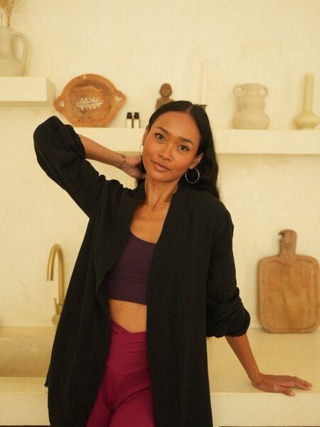 YogiLiebe Kimonobluse Prema aus Bio-Musselin – Hibiskus| handgenäht in Deutschland