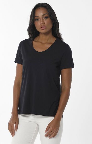 ORGANICATION Damen Basic T-Shirt aus Bio-Baumwolle mit V-Ausschnitt