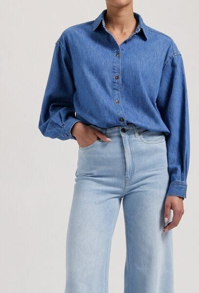 MUD Jeans Damen Jeanshemd "Reese Denim Shirt - Medium Stone"