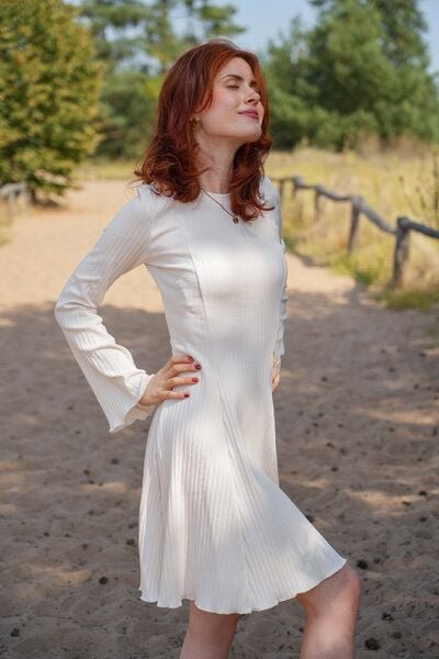 Vivien Joy Feminines Winterkleid - Lya Kleid