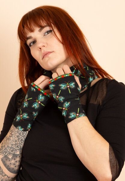 Die rote Zora Armstulpen Dragonfly