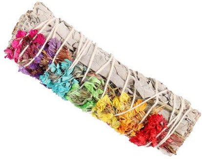 Räucherzeit Räucherbündel - Smudge Stick - 7 Chakra Sinuata mit weissem Salbei