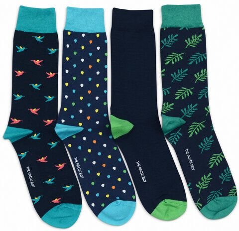 The Arctic Bay Socken 4er-Pack aus Bio-Baumwolle – Die Arctic Box – Tiefblaue Edition – Doppelfadig, Nachhaltig & Fair H...
