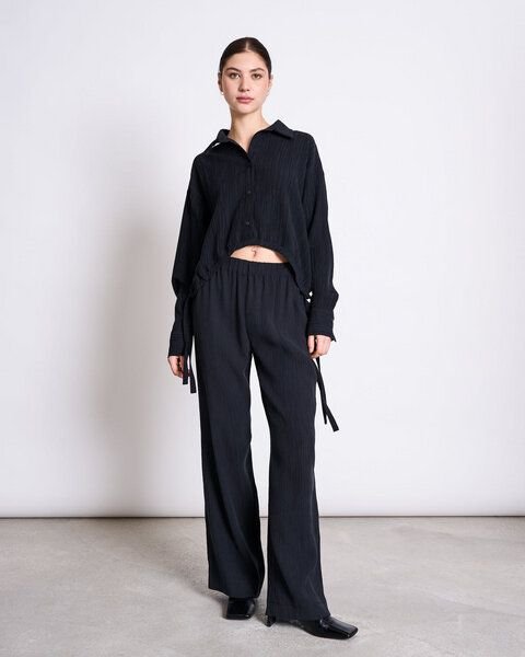 JAN 'N JUNE CRINKLE SHIRT ISTED BLACK