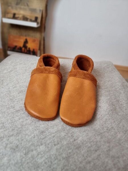 Süßstoff Lederpuschen für Erwachsene mit weicher Sohle, Hausschuhe