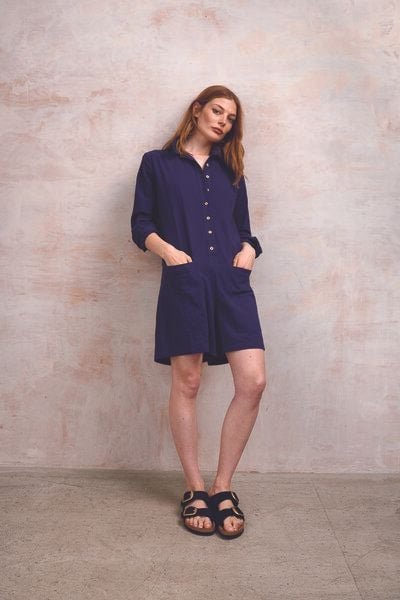 Thumbnail - Komodo Jumpsuit aus Bio-Baumwolle Modell: Tiff