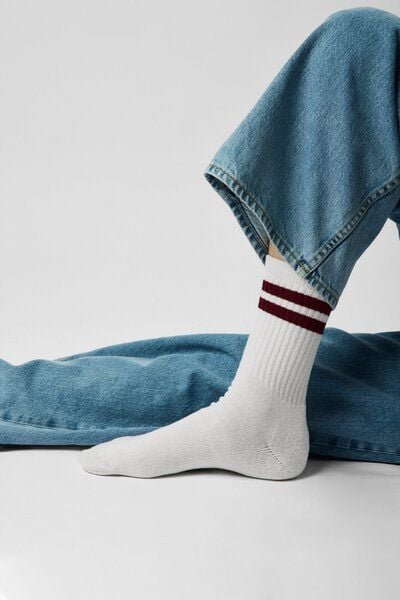 ettics STUDIO sock stripes eggplant