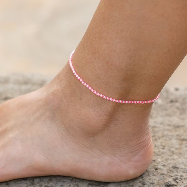 juni Sommer Perlenfusskette Pink