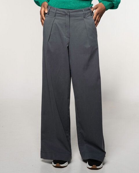 Thumbnail - Alma & Lovis Weite Marlenehose aus softem Lyocell-Cotton-Mix | Twill Marlene