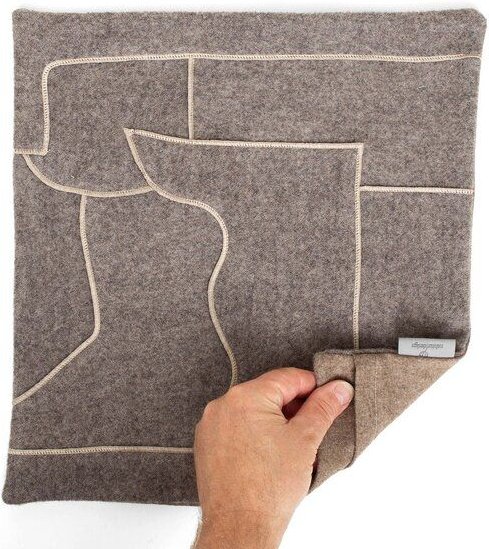 nahtur-design Dekokissen "zero-waste" aus kuscheliger Schurwolle | Unikate