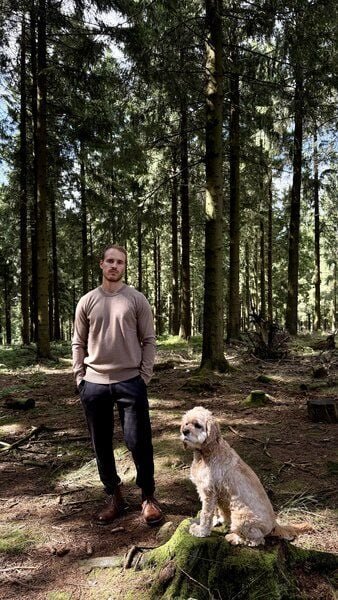 Wooliie Handgefertigter 100% Kaschmirpullover – pflanzlich gefärbt, Unisex