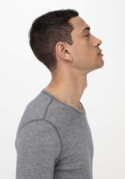 hessnatur Funktions-Langarmshirt mit Bio-Merinowolle und Seide