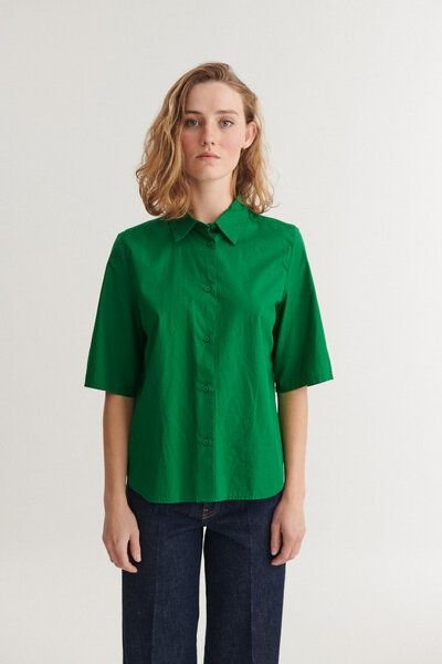 Basic Apparel Kurzarm Bluse SILJE mit Knöpfen aus Bio-Baumwolle