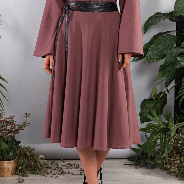 SinWeaver alternative fashion Langer Rock Midi ausgestellt altrosa