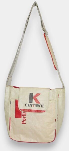 REFISHED fair fashion Tasche 'URBAN BAG' - upcycelte Zementsäcke