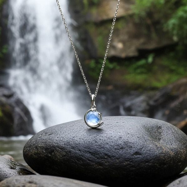 Spirit of Island Mondstein Halskette | 925 Silber