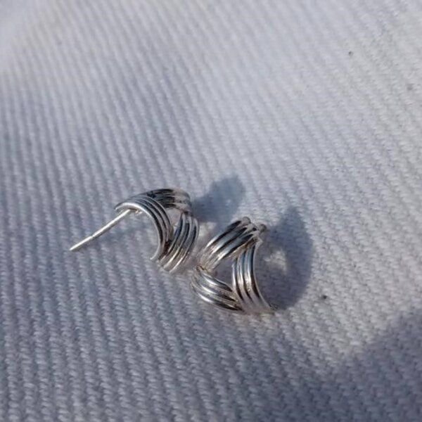 pakilia Ohrstecker "Triangulo Lineas"