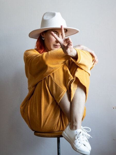 Ecostories kuscheliges Bio-Nicki-Oberteil in leuchtendem Gelb