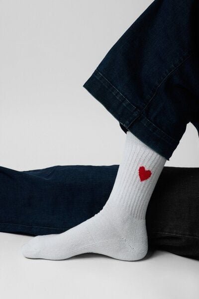ettics studio sock red heart