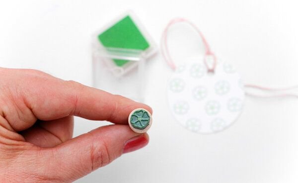 STUDIO KARAMELO MINI-STEMPEL, verschiedene Blüten