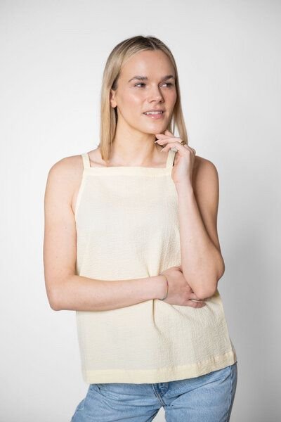 STORY OF MINE Leichtes Top mit dünnen Trägern aus überwiegend Bio-Baumwolle